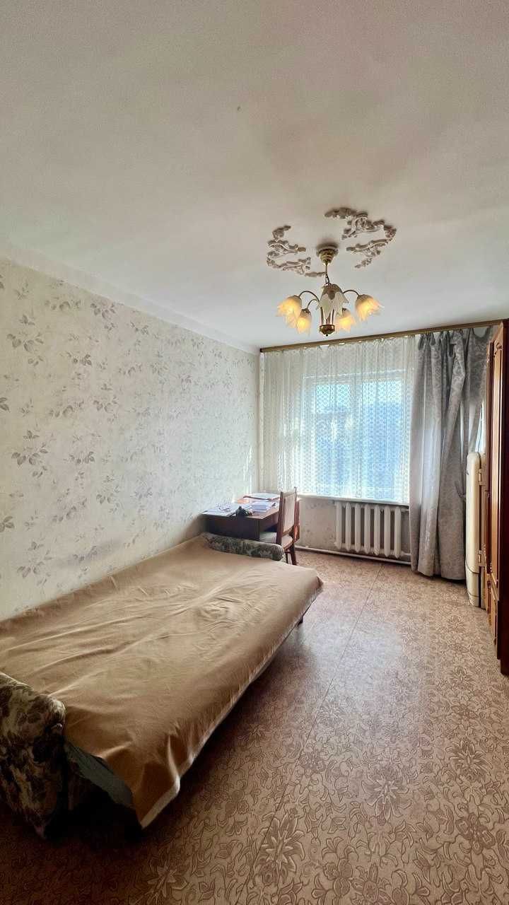 6 ст. Большого Фонтана, 4 комн. квартира