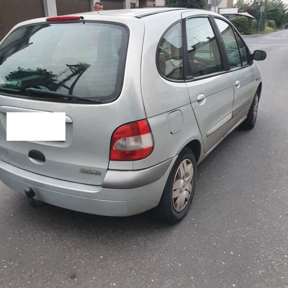 Renault Scenic I po lift 1.6 benzyna 16V srebrny, kod MV632 na części