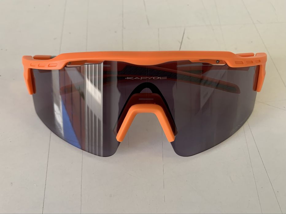 Oculos ciclismo ou corrida Fotocromaticos