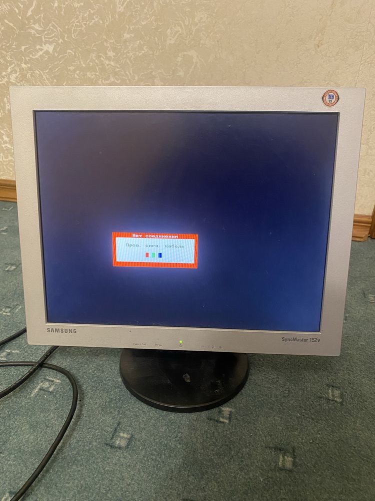 Монітор Samsung syncmaster 152v