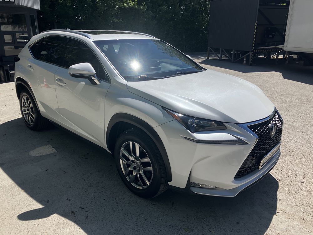 Lexus NX200t AWD