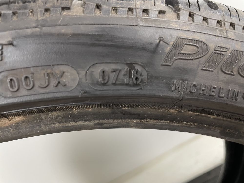 235/35R19 91W Michelin Pilot Alpin PA4