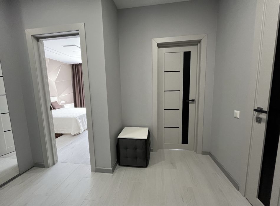 Здається в довгострокову оренду 1 кім квартира по вул.Довженка