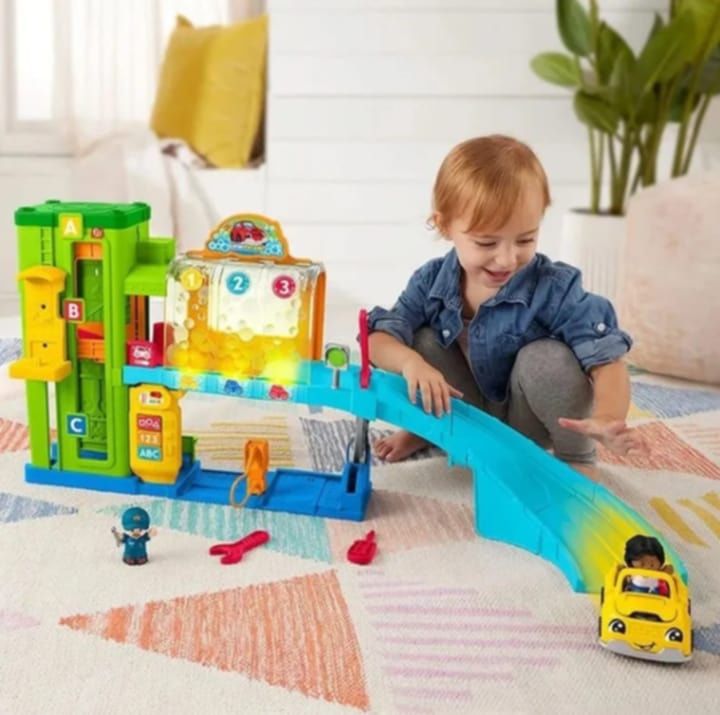 Fisher-Price - Edukacyjna myjnia samochodowa