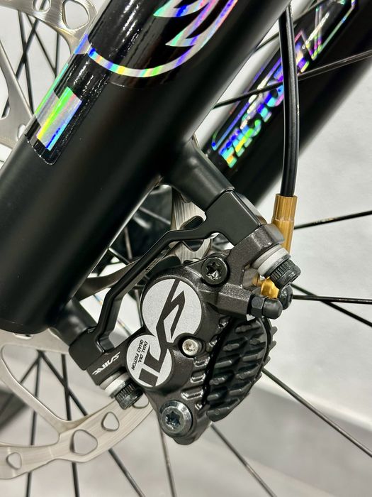 Conjunto de travões a disco Shimano SAINT BR-M820-B