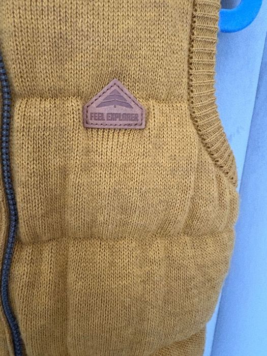 Bezrękawnik chłopiecy ZARA rozmiar 104