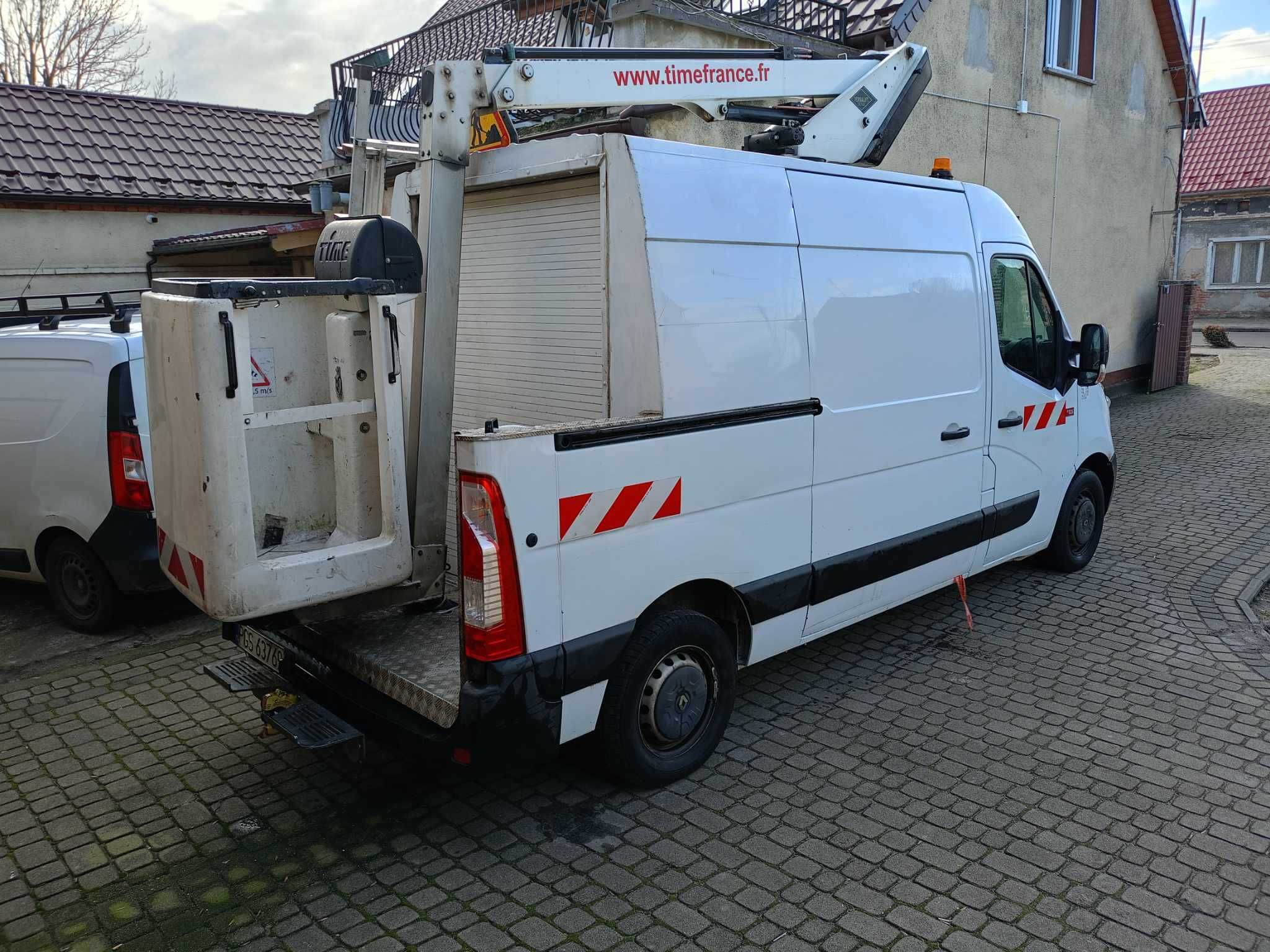 Renault Master podnośnik koszowy, zwyżka 8m , hak, do 3,5t