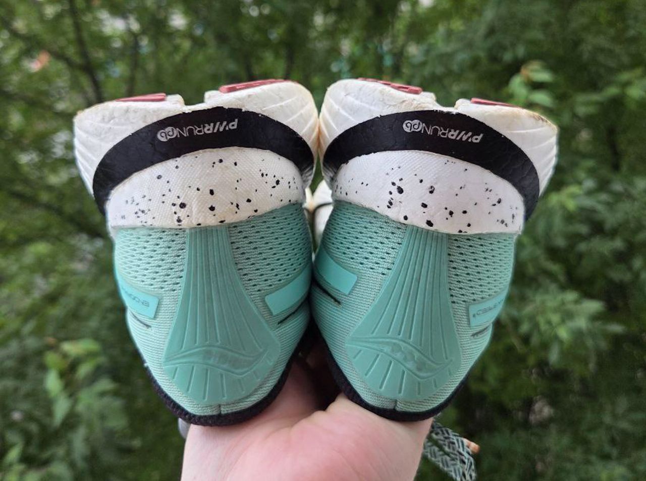 41р Saucony Endorphin Speed 3 жіночі спортивні кросівки