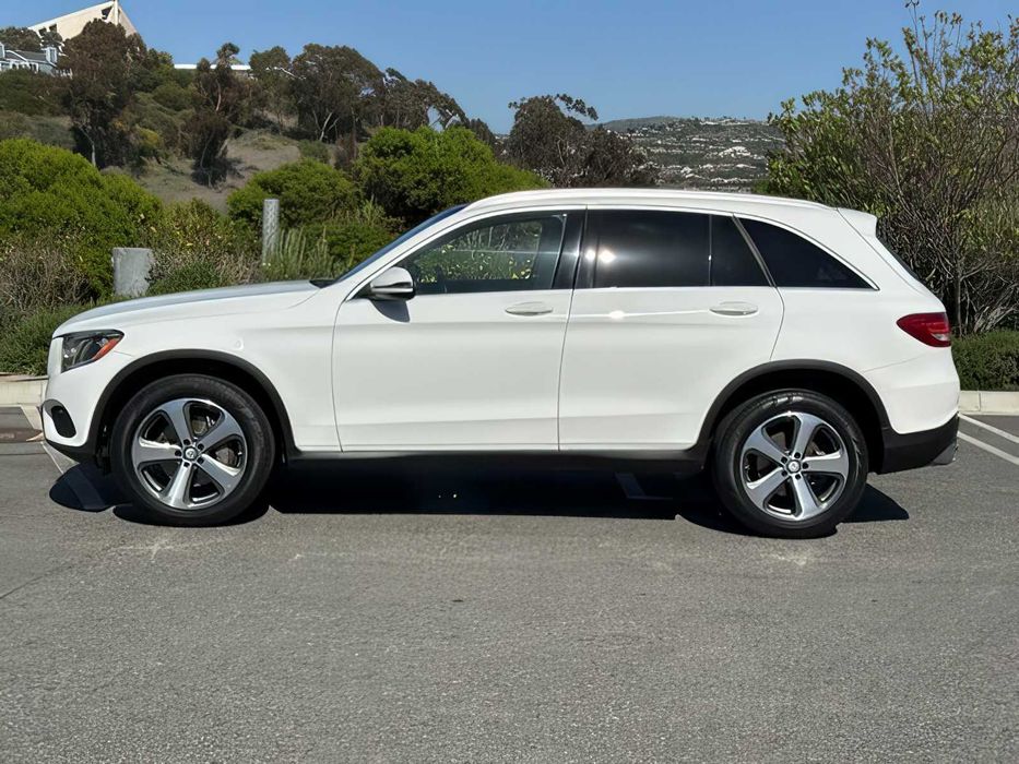 Mercedes-Benz GLC 300      2017