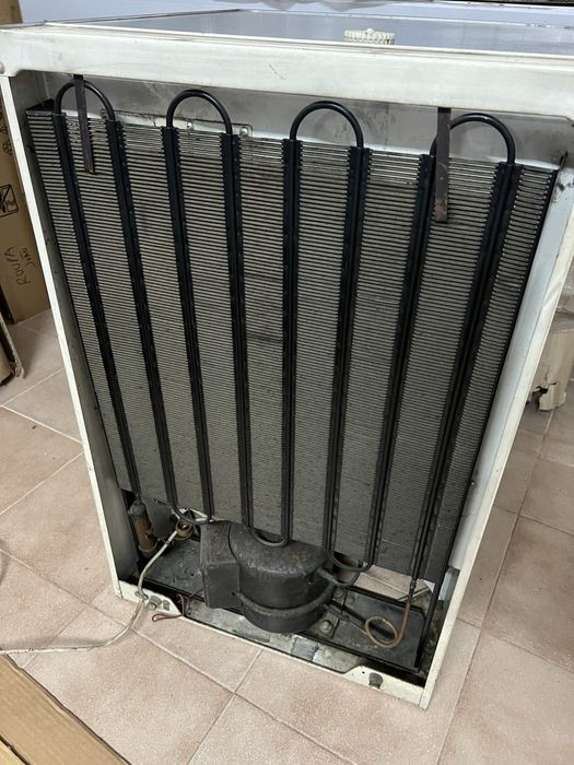 Frigorifico linde vintage (não funciona)