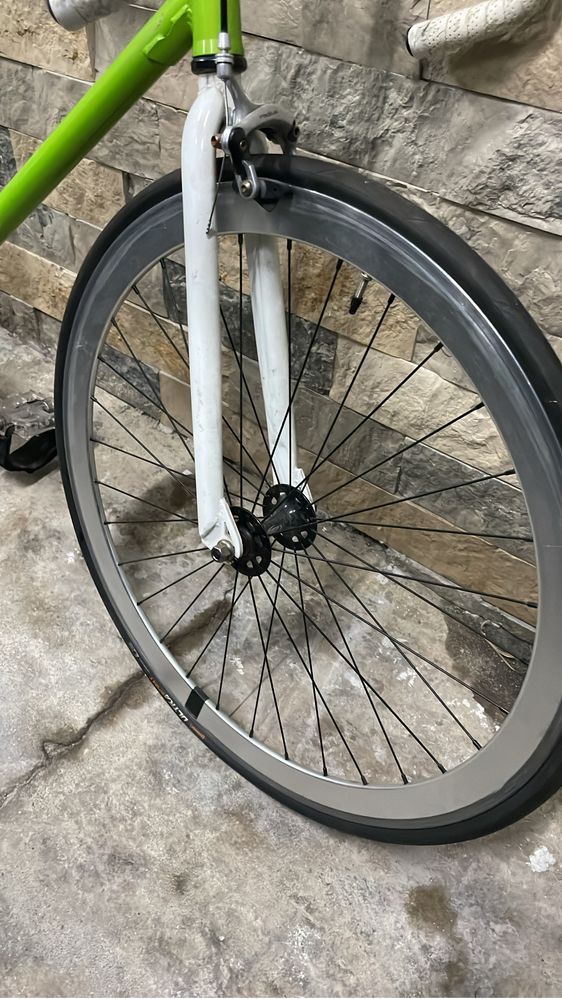 Polo bike  num estado impecavel