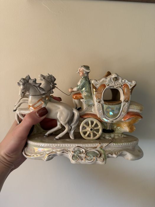 Карета з кучером, статуетка Графенталь