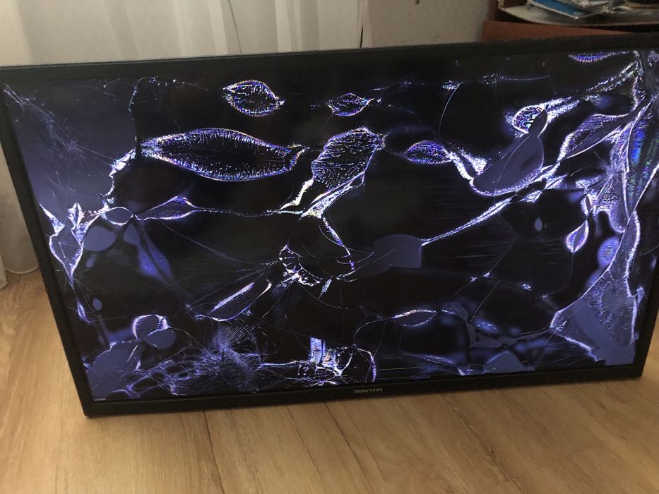 Телевізор manta на запчастини