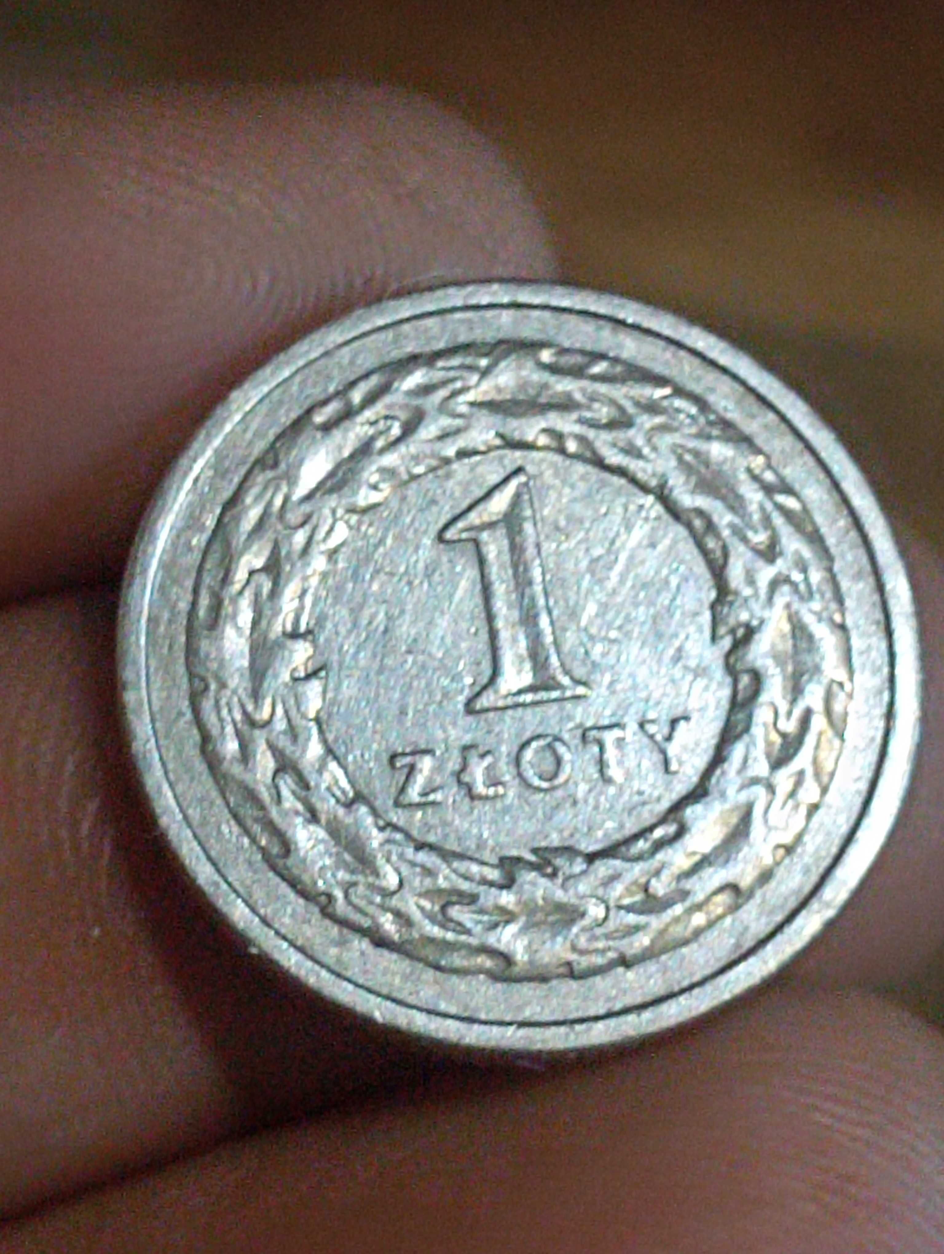 Sprzedam czwarta monete 1 zloty 1990 rok