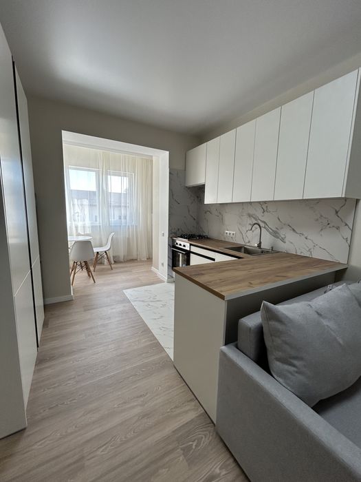 Велика квартира з новим ремонтом! 2% податки! Сертифікат! Без комісії!