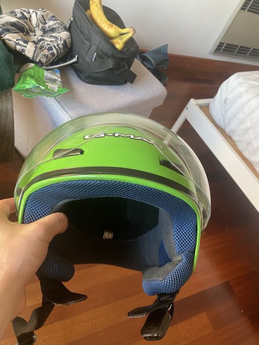 Capacete bem conservado S