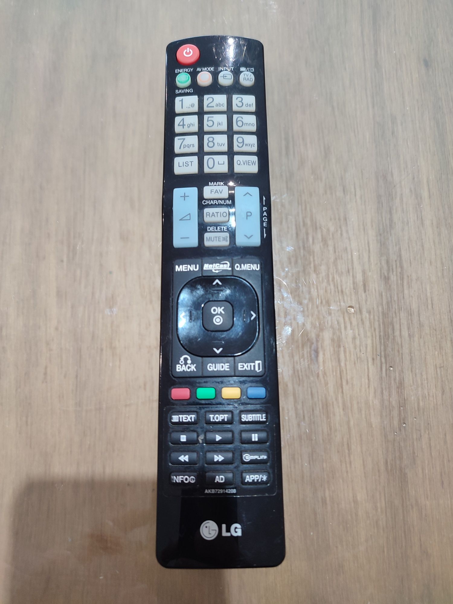 Televisão LG com apoio de parede