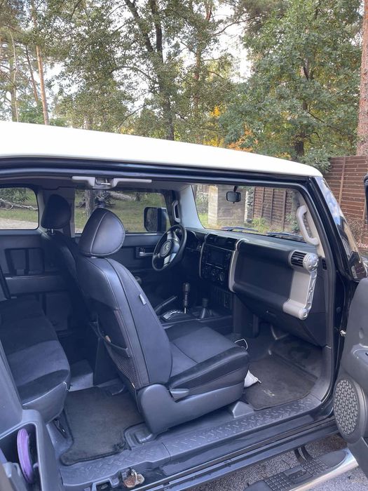 Продаж Тойта FG cruiser