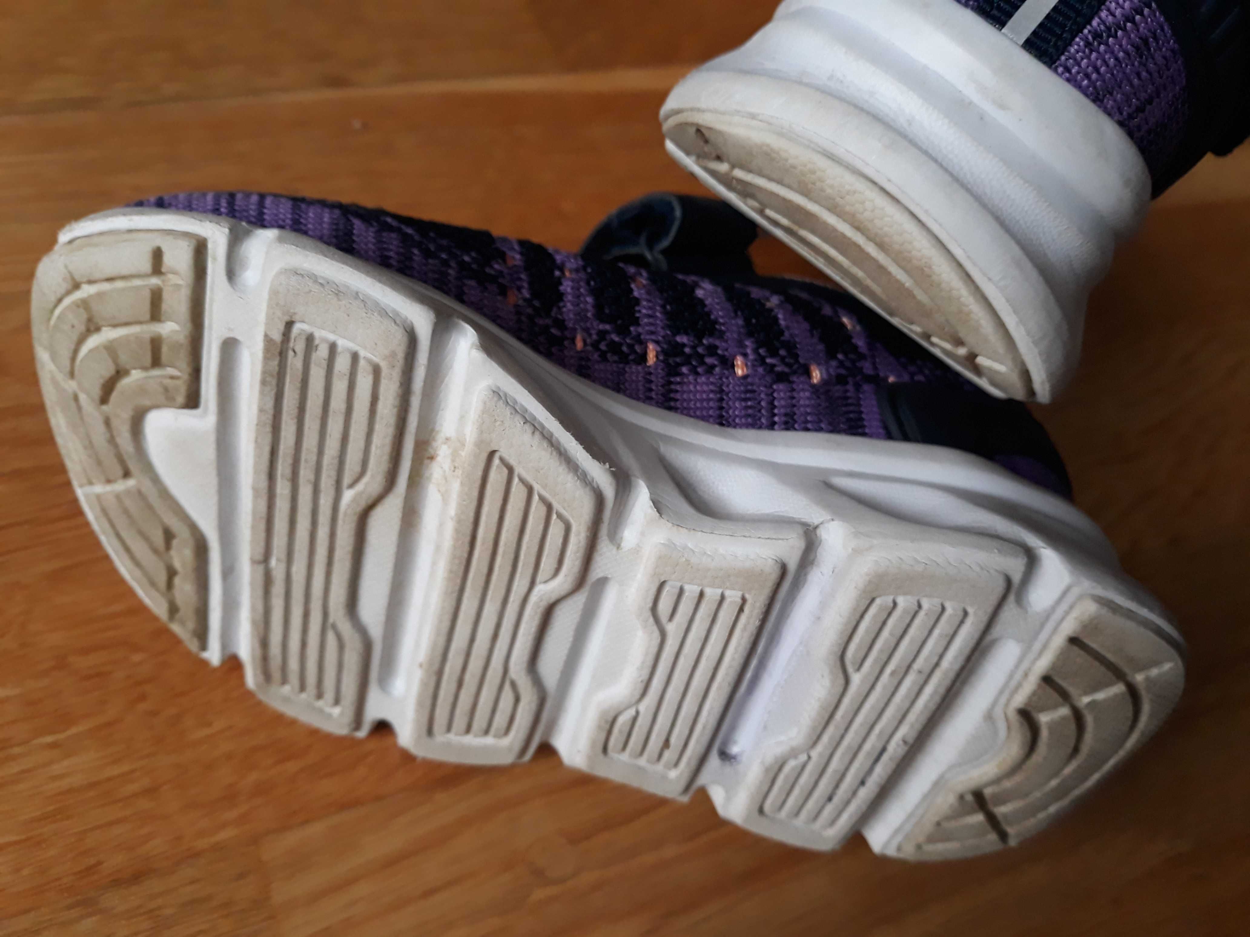 Świecące buty dziecięce rozmiar 27