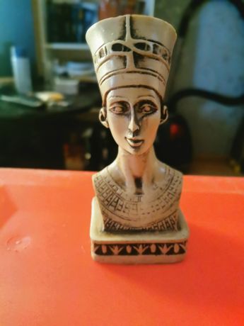 Figurka / Popiersie faraona Nefertiti/pamiątka z egiptu