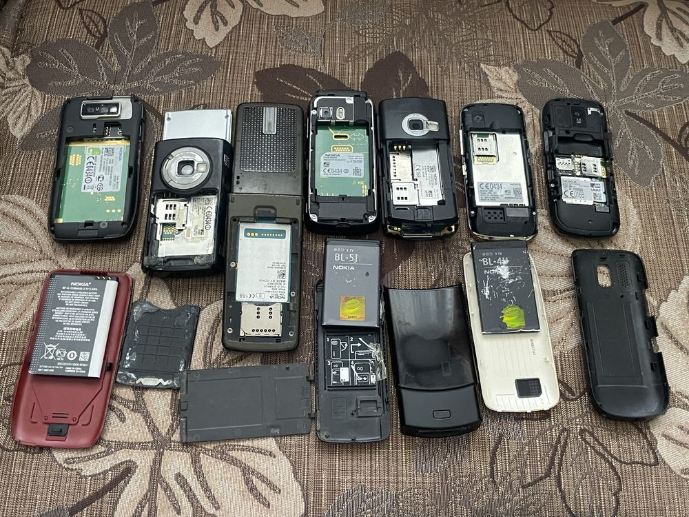 В колекцію Nokia N95, 6260, E-63, 5800, X2-02, 6610i, 202, 2100, 5300