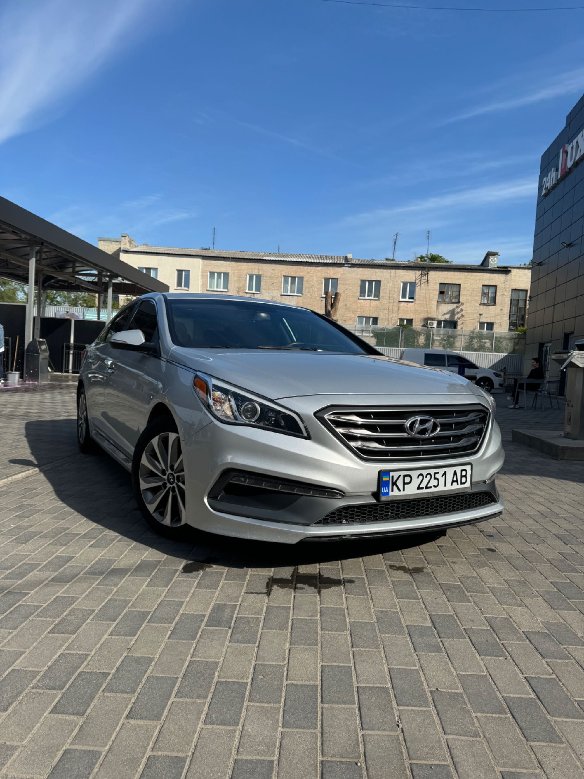 Hyundai sonata sport 2.4