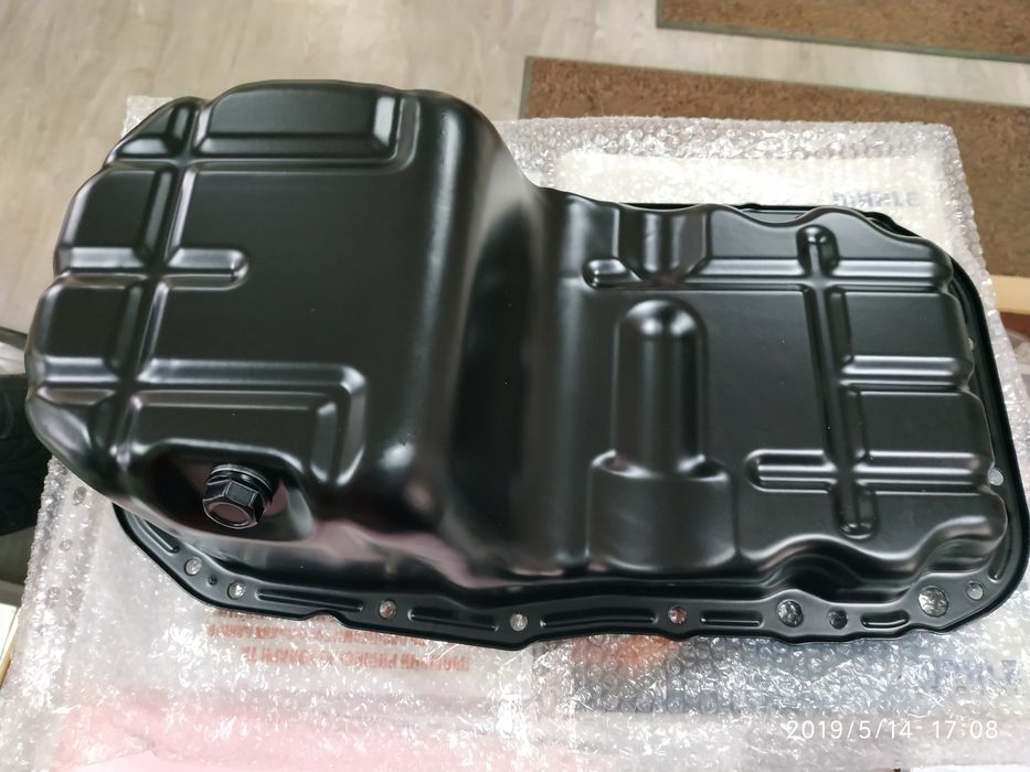 Піддон Поддон картера Lancer 9, Lioncel, Space Star MD371776