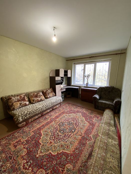 Продаємо 1 кімнатну квартиру на Співдружності ( Ювілейний)