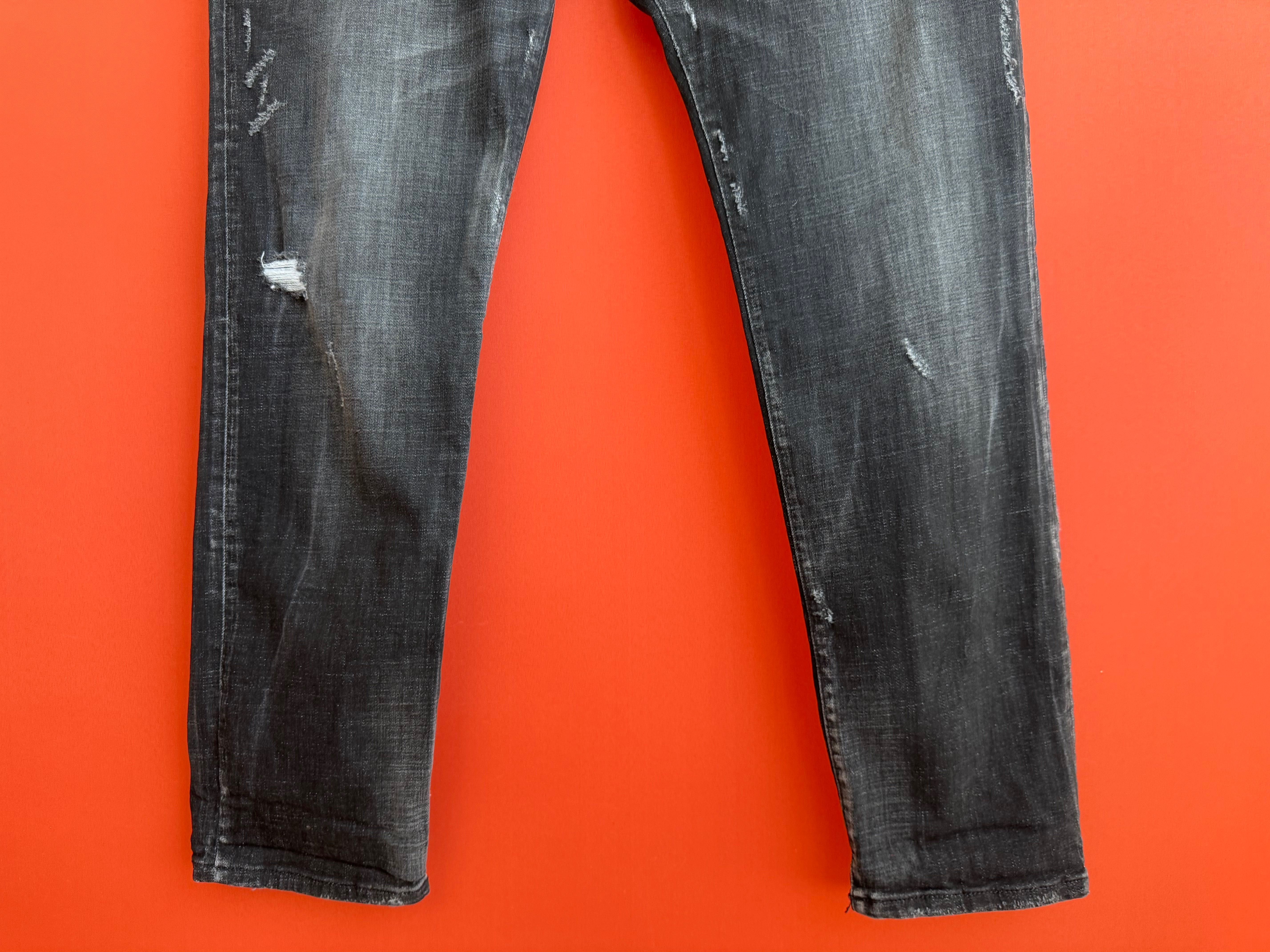 ??? Dsquared2 Оригінал чоловічі джинси штани розмір 54 w38