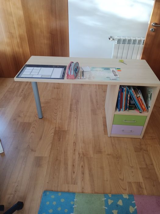 Secretária de criança