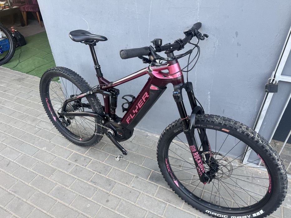 Rower Elektryczny Flyer Górski 27,5 Bosch Cx