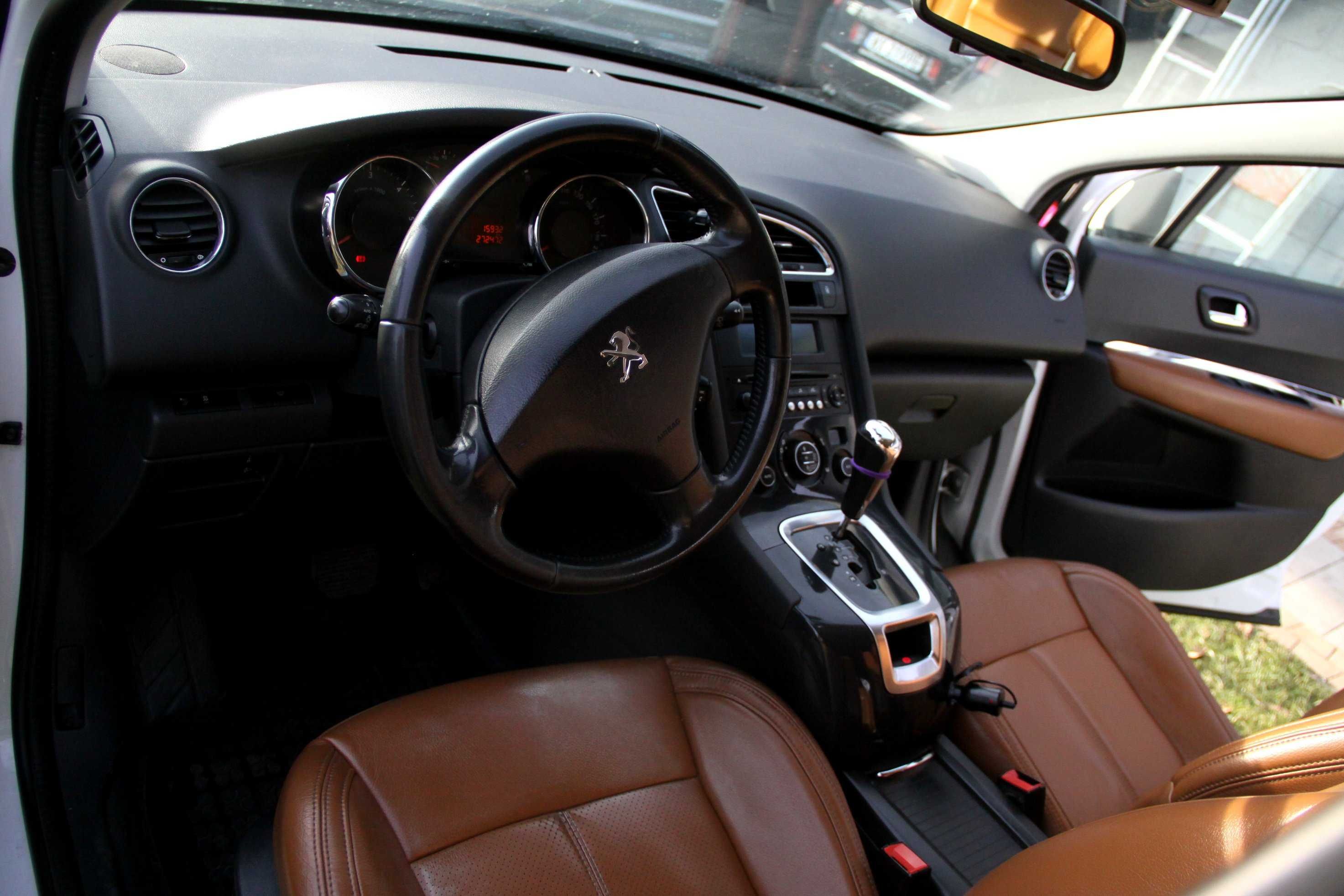 Peugeot 5008, automat, 2015r, 7-osobowy