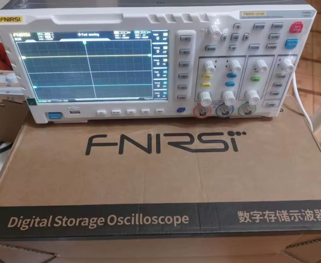 Цифровий осцилограф-генератор FNIRSI 1014D 2-в-1 (100 МГц, 2 канали)