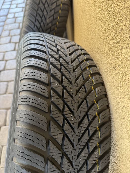 Шини Nokian 205/60/16 з дисками r16