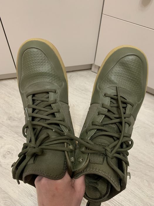 Продам оригінальні чоловічі кросівки Nike