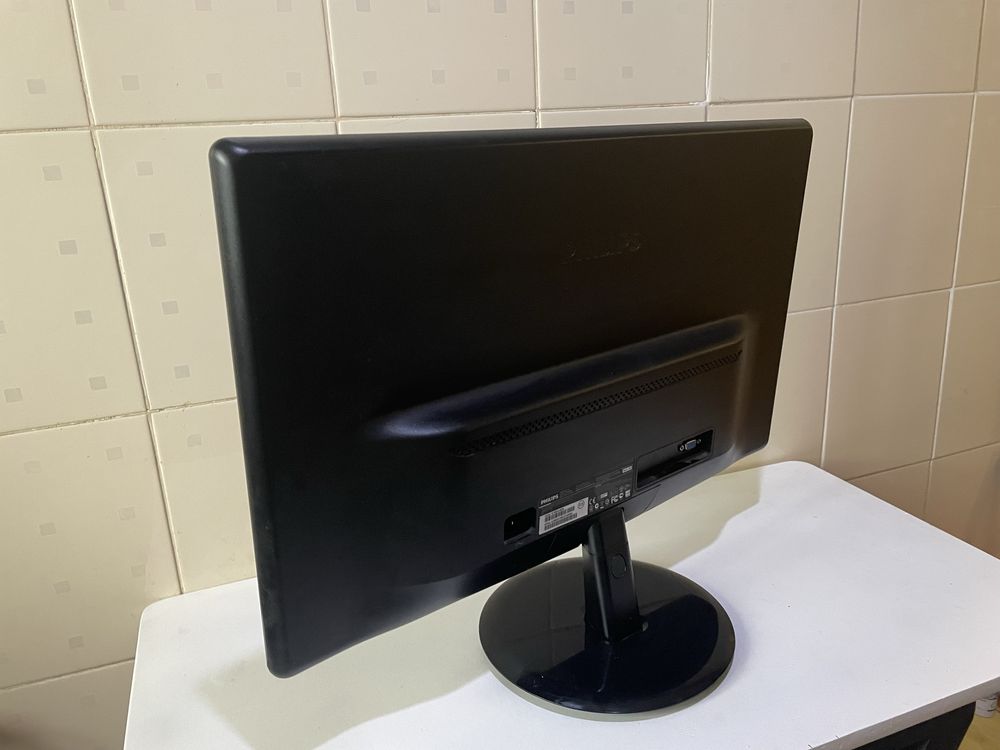 Монітор Philips 236 Vl