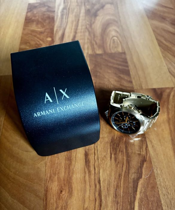 Zegarek Armani Exchange – złoty, elegancki, stan bardzo dobry