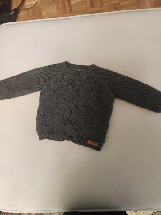 Sweterek ciepły dla dziecka, 68