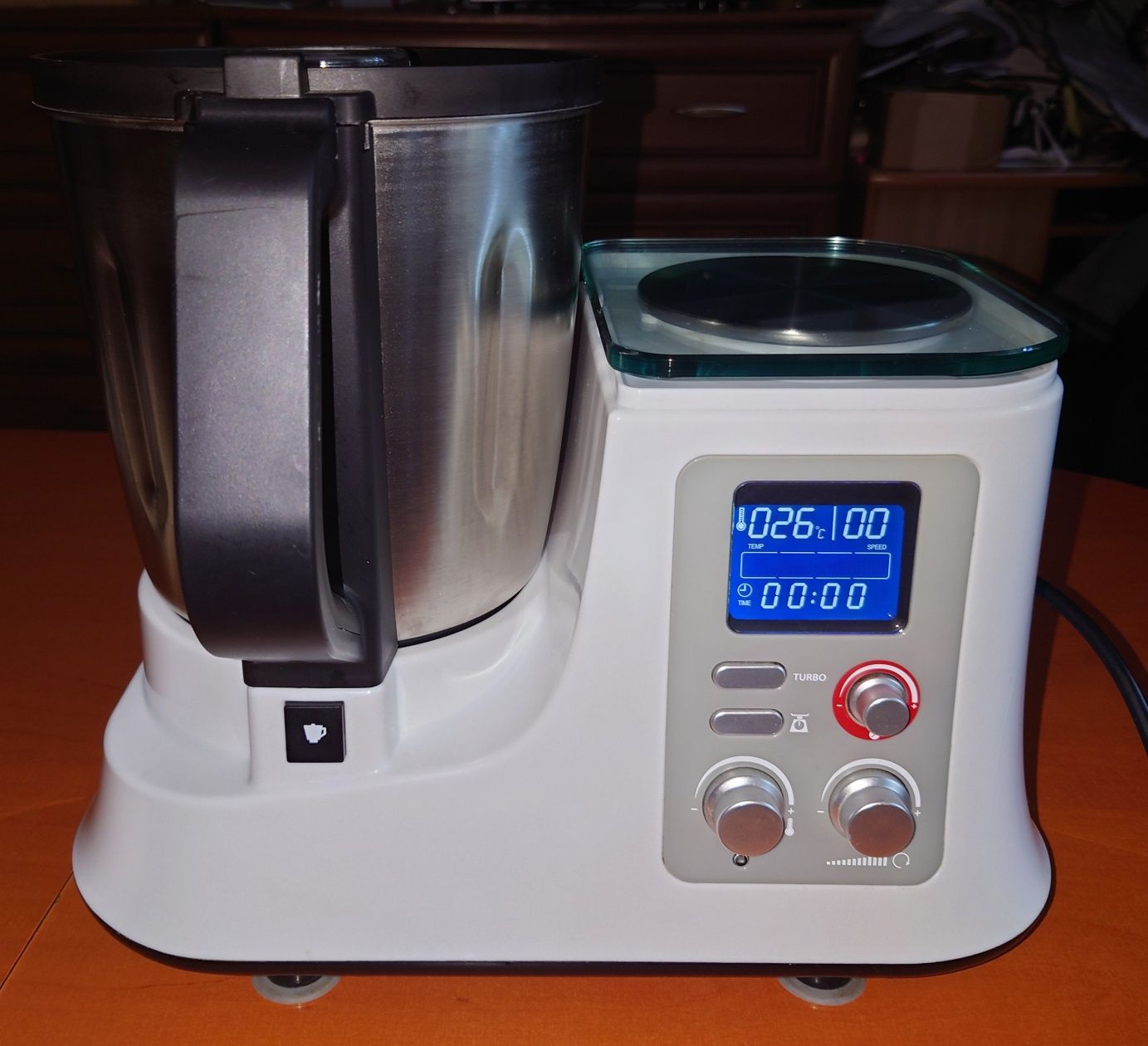 Robot kuchenny Quigg