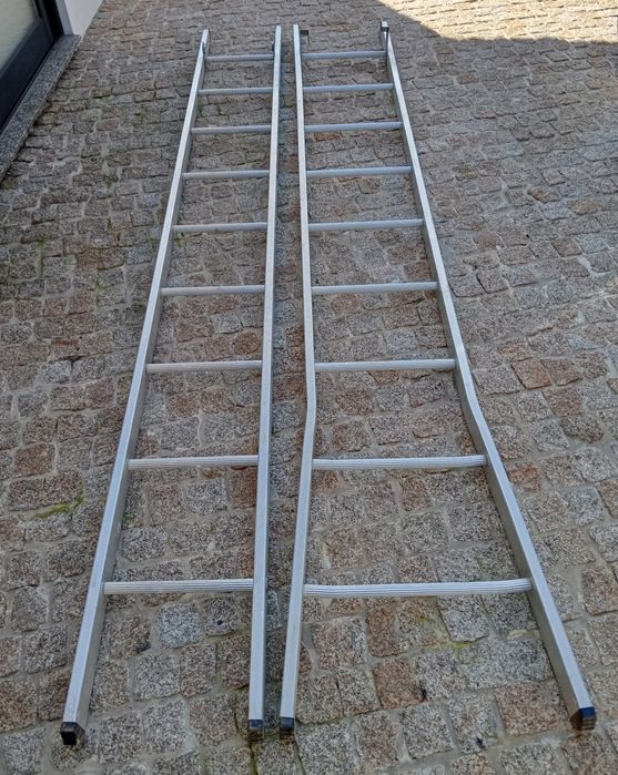 Escada com 5M altura
