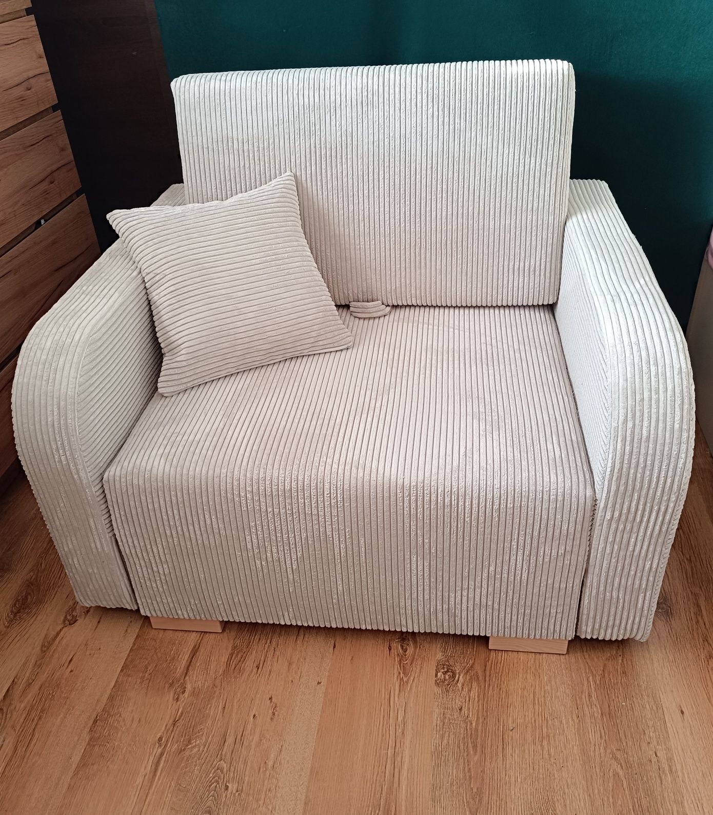 Sofa Amerykanka z funkcją spania i pojemnikiem na pościel