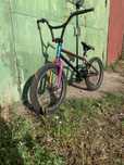 Bmx разнацветний