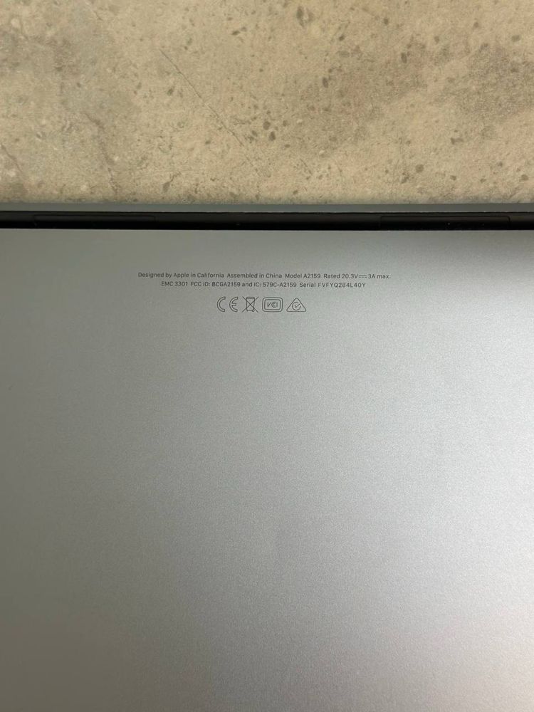 MacBoock Pro 13 2019 8/128 TouchBar макбук про 2019