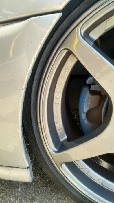 Conjunto de Jantes 17" BSA Racing + Pneus