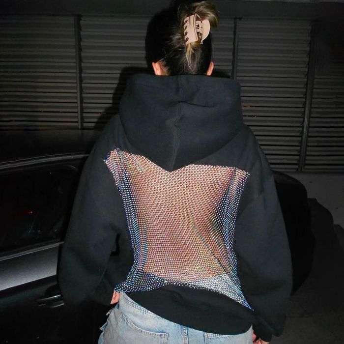 Худи черный с сеткой на спине с блестками с голой спиной