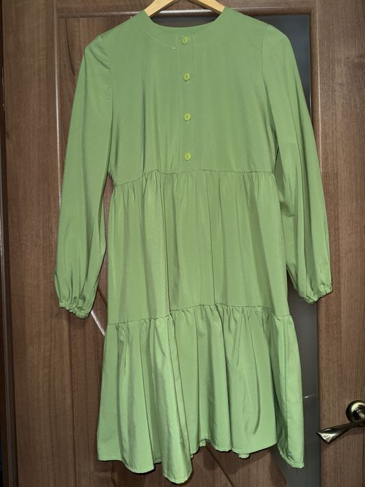 Продам зеленк сукню