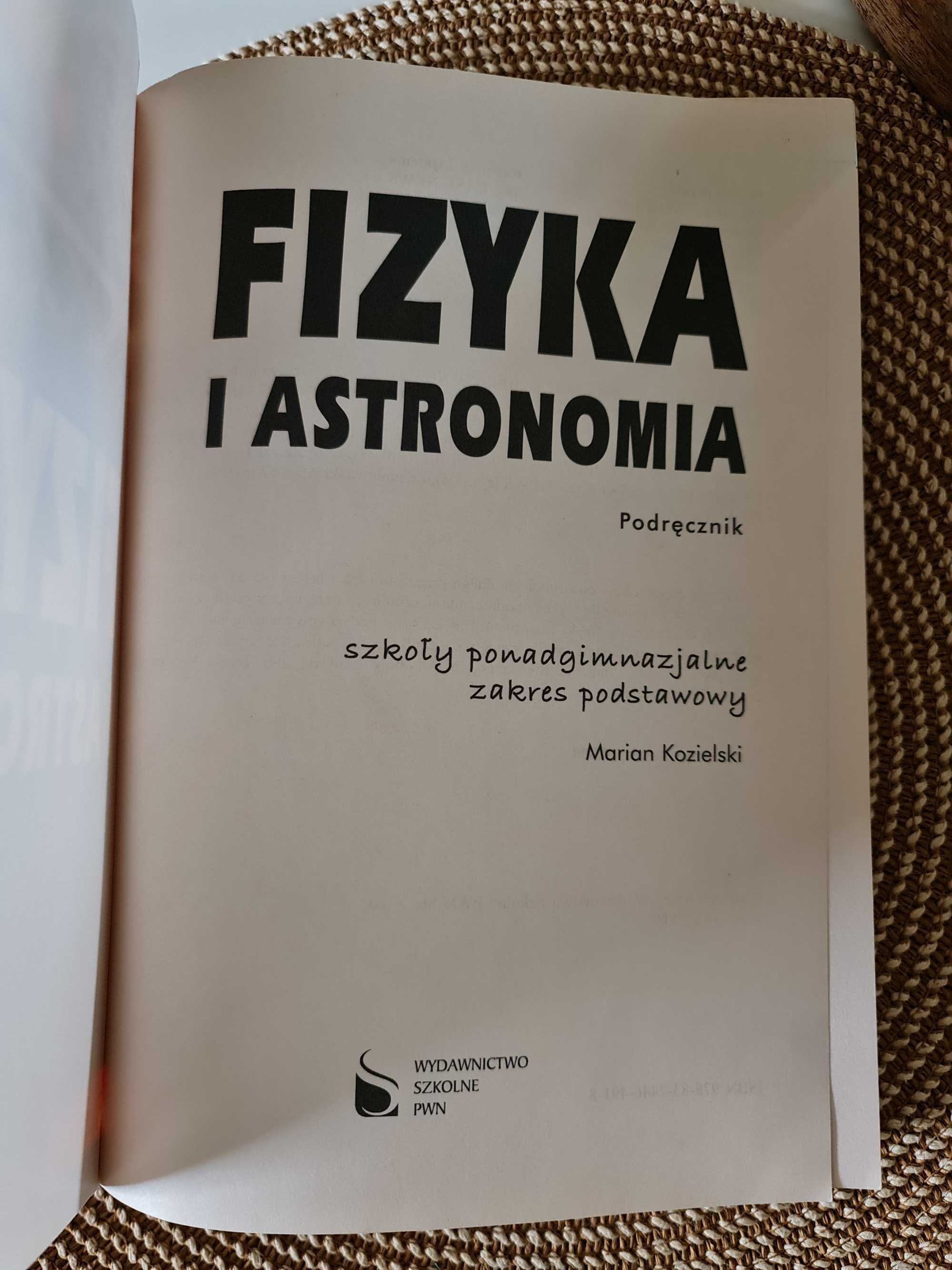 Książka fizyka i astronomia M.Kozielski