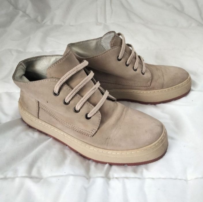 Весняне осіннє  взуття черевики