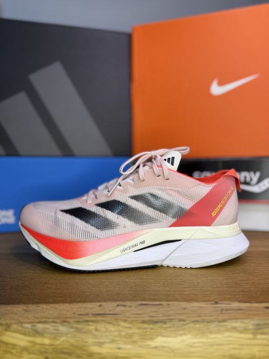 Кросівки бігові adidas adizero boston 12