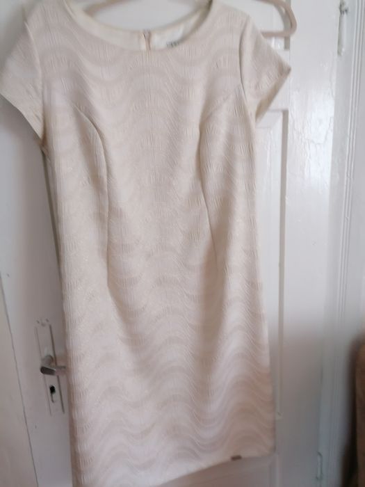 Sprzedam sukienki na każdą okazję